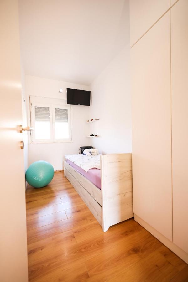 Apartman Heder 자다르 외부 사진