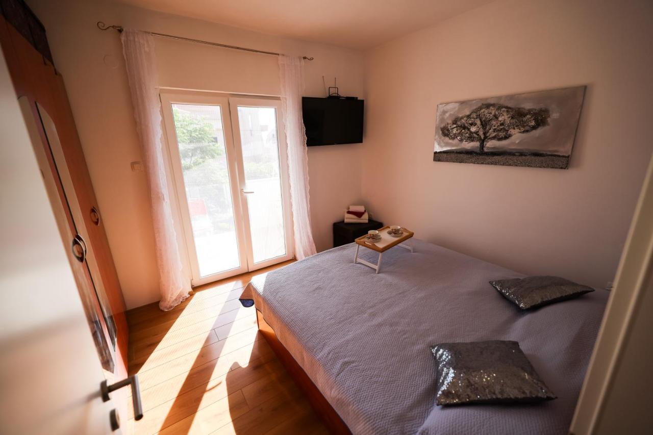 Apartman Heder 자다르 외부 사진