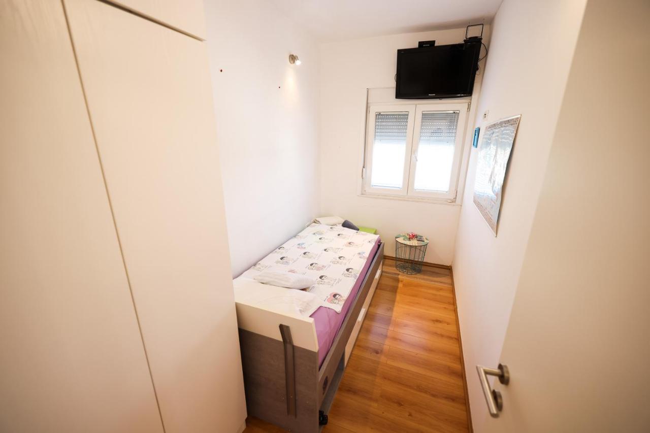Apartman Heder 자다르 외부 사진