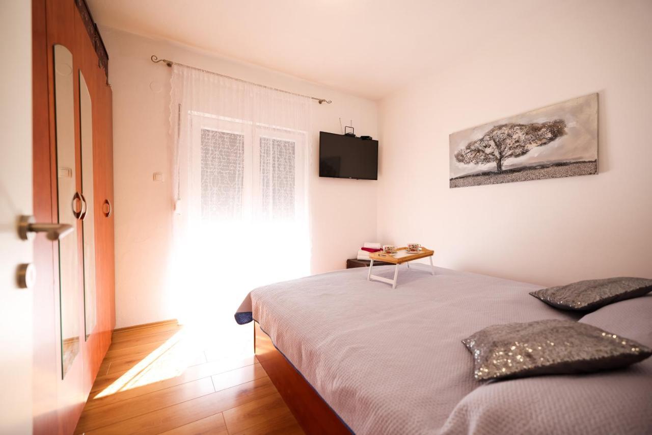 Apartman Heder 자다르 외부 사진